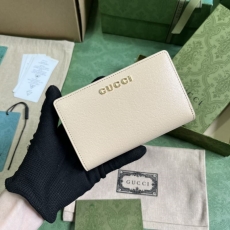 Gucci Wallets & Purse